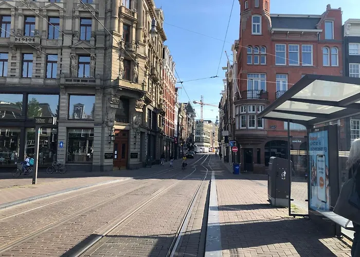 アパート Kg House