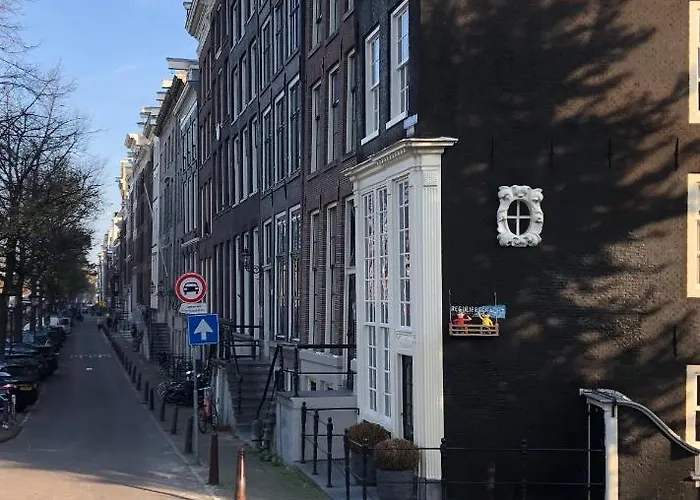 Kg House アパート